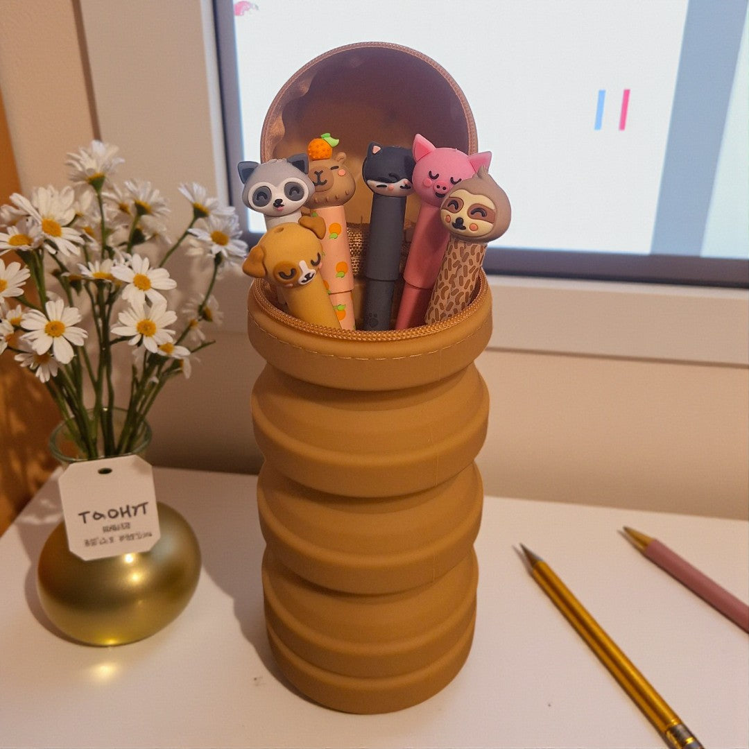 Astuccio estendibile - Capibara + 6 penne cancellabili