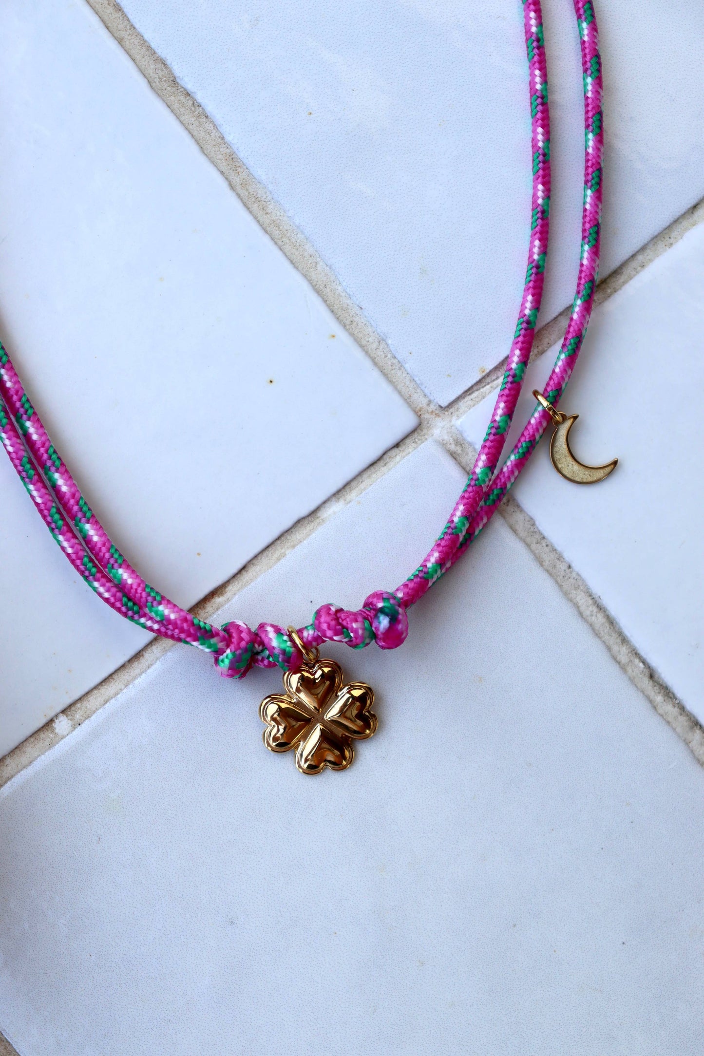 Annie Fucsia: Trifoglio