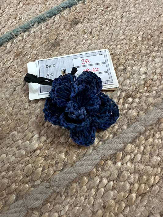 Crochet blu